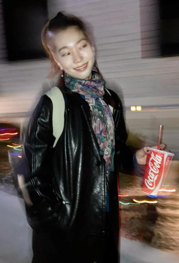 這個被嘲矮的超模火了!一臉硬傷,為啥還被Dior、Prada搶著寵? 這個被嘲矮的超模火了!一臉硬傷,為啥還被Dior、Prada搶著寵?