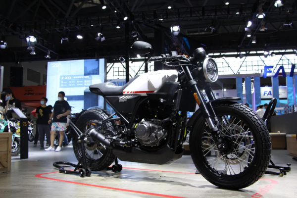 前衛科幻的公升級運動巡航RA9、RX850、RE5等賽科龍摩博會下餃子 前衛科幻的公升級運動巡航RA9、RX850、RE5等賽科龍摩博會下餃子