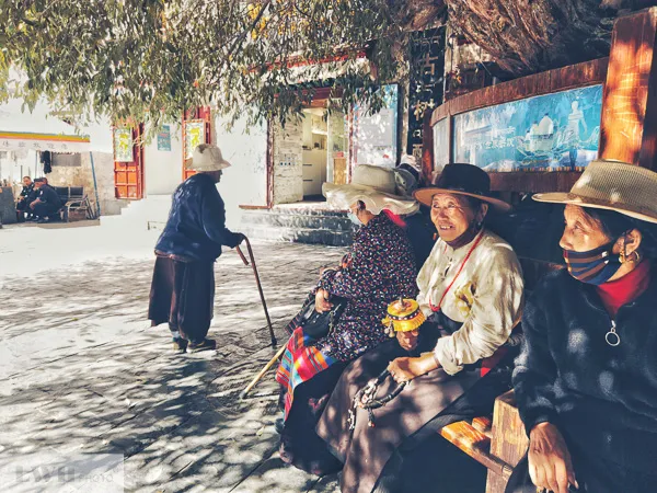 兩個人，一輛車，阿里北線無人區穿越