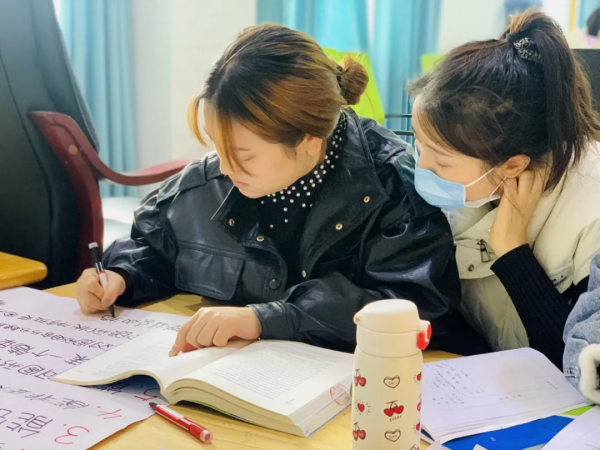 聚焦圖形 研無止境——天府新區華陽幼兒園解析圖形研修記