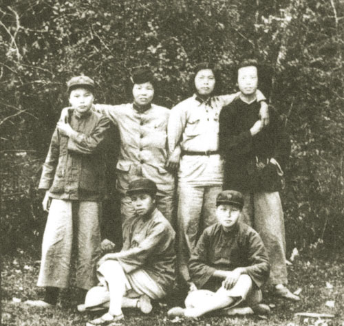 1986年，江西73歲老婦參觀烈士陵園，發現墓碑刻著自己名字，為何