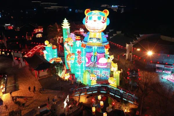 今日元宵，花市燈如晝！還有這些安全提醒請收好