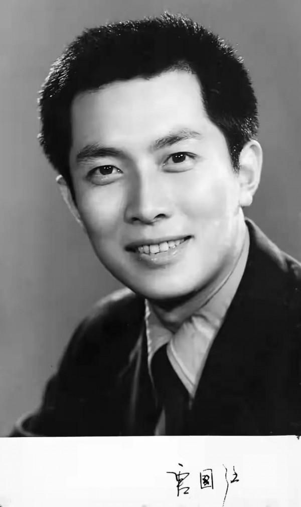 揭露原八一電影製片廠電影明星們，王曉棠 王心剛 田華 陶玉玲 張勇手