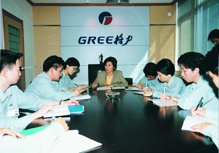 向任正非學習，格力推行狼性管理，董明珠：違反制度，元老也得走