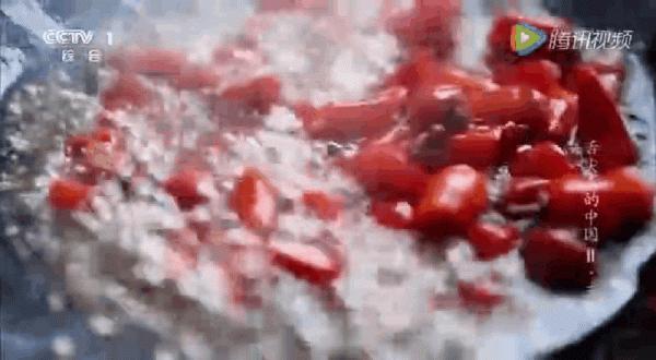 苦等5年終通高鐵！這座比成都還巴適的酒城，為了吃也要去一趟