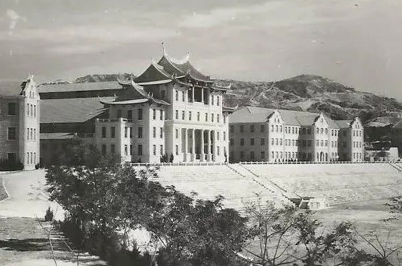 陳康容：被活生生的剝皮、活埋，折磨三天三夜，犧牲時年僅25歲