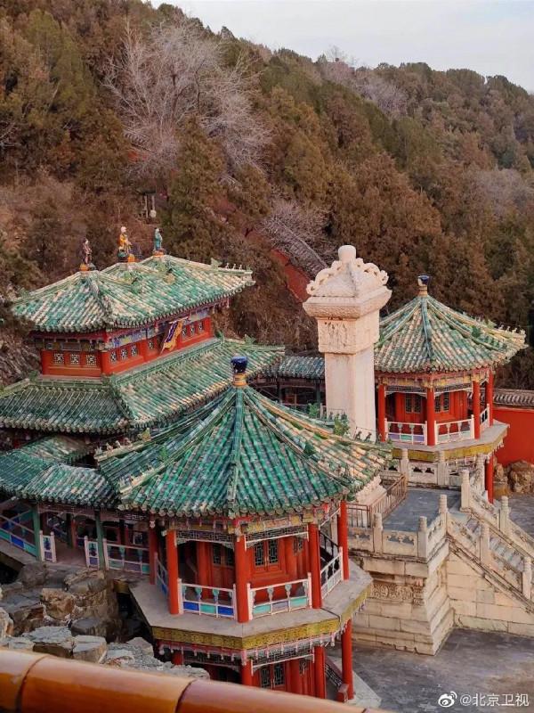 頤和園當之無愧的中心佛香閣