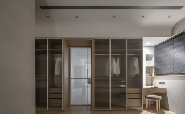 ​83㎡空間改3房2衛,還清爽敞亮儲物充足,設計太厲害 ​83㎡空間改3房2衛,還清爽敞亮儲物充足,設計太厲害