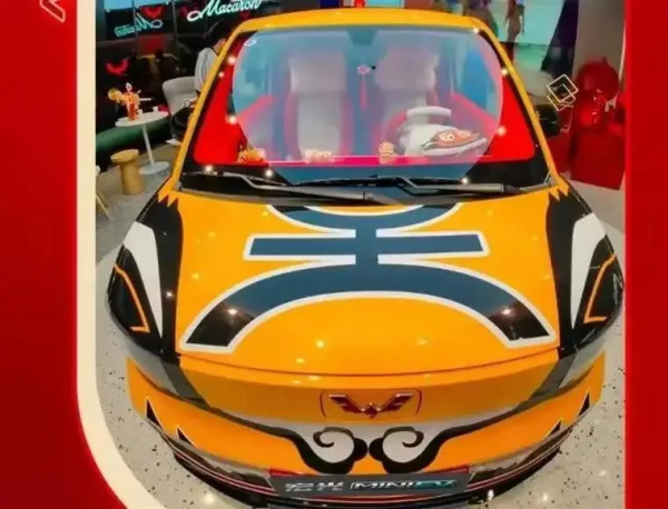 宏光MINI EV、歐尚X5的新年&OpenCurlyDoubleQuote;面板&rdquo;上線，你會選擇&OpenCurlyDoubleQuote;充錢&rdquo;嗎？