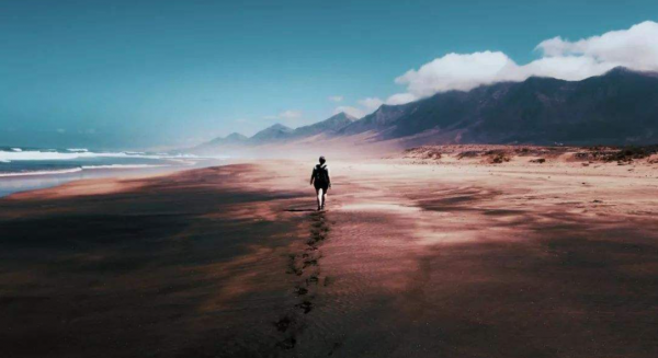 中年人的高階活法：低配的慾望，高配的追求，頂配的人生