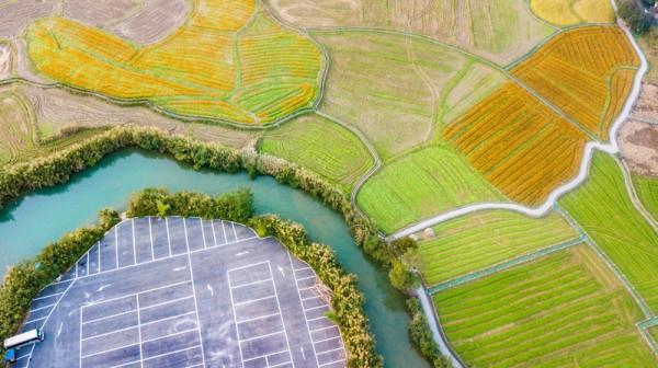 這裡是我國三大名泉之一,風景清淨幽美,有山情野趣的韻味 這裡是我國三大名泉之一,風景清淨幽美,有山情野趣的韻味