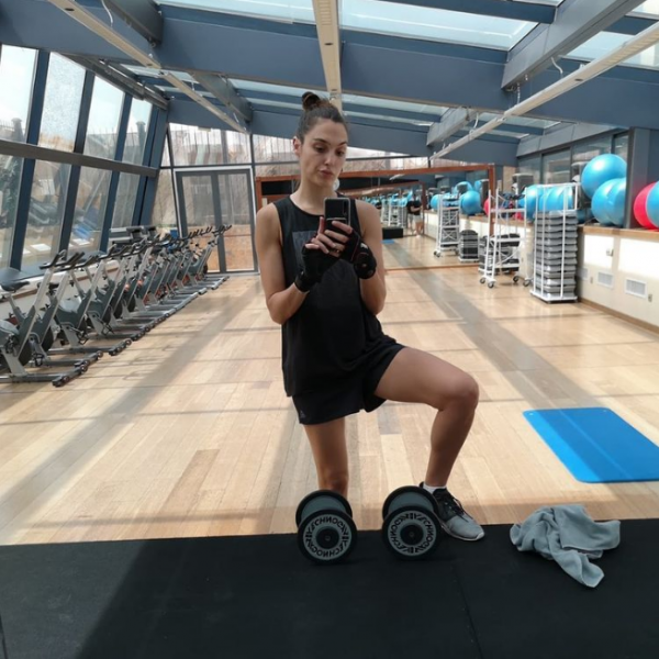 36歲的蓋爾加朵!生完3個孩子登美貌巔峰,網友:太可愛了 36歲的蓋爾加朵!生完3個孩子登美貌巔峰,網友:太可愛了