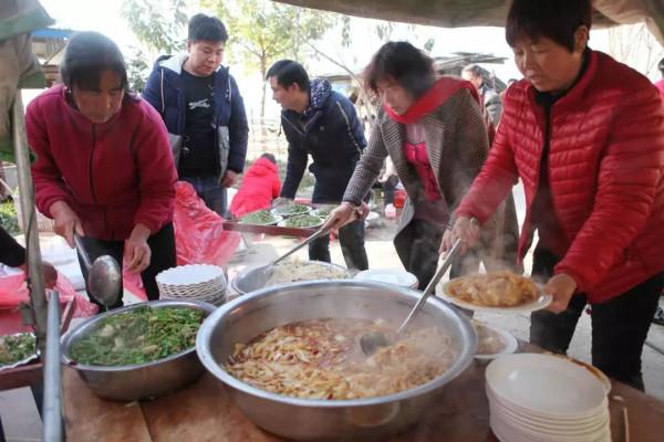 農村殺豬匠或失業,無證不能殺,農村“大席”也要證?沒證咋辦? 農村殺豬匠或失業,無證不能殺,農村“大席”也要證?沒證咋辦?