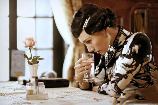 雷佳音袁泉領銜6大實力派，2大衛視聯播，正午陽光新劇又是王炸？