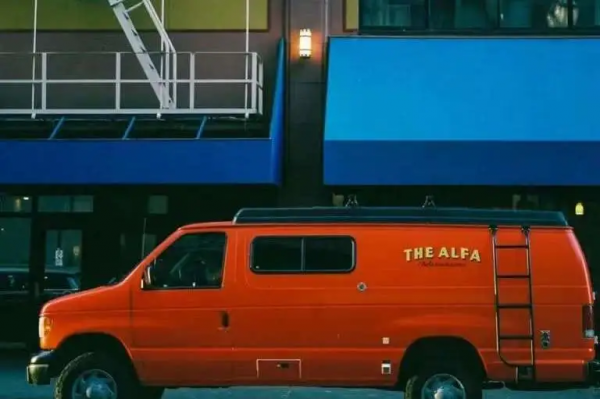 露營之後，年輕人盯上了Vanlife