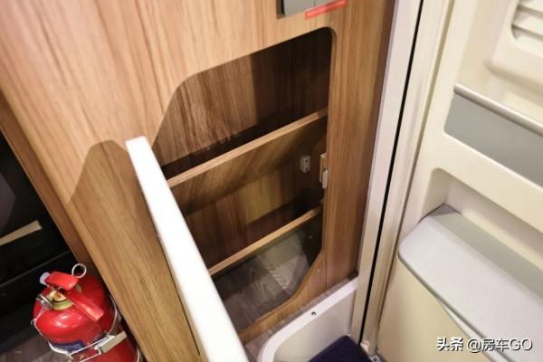 適合年輕人創業的房車!可2人舒適旅行,車內還有獨立辦公室? 適合年輕人創業的房車!可2人舒適旅行,車內還有獨立辦公室?