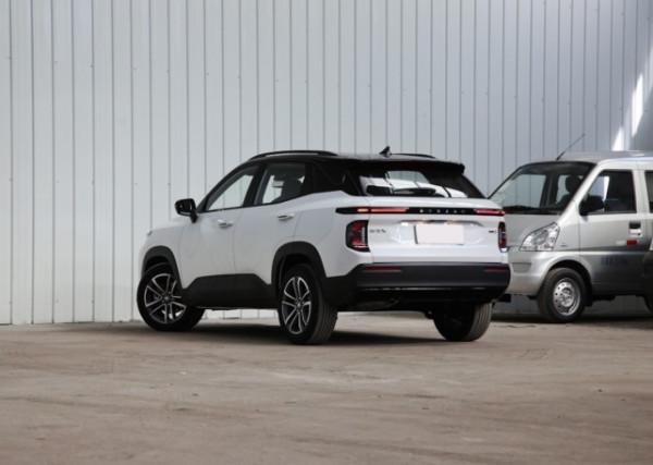 低價高配的SUV，品質一流，可選雙色車身+運動座椅，6.38萬起