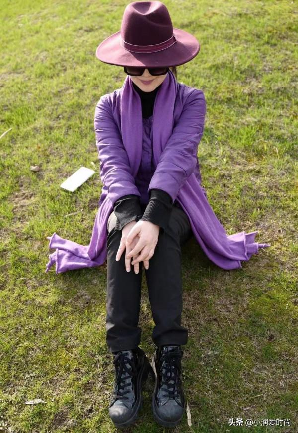 59歲田歌真雅緻,穿開衫和妹妹田岷同框不輸氣質,衣品適合媽媽們 59歲田歌真雅緻,穿開衫和妹妹田岷同框不輸氣質,衣品適合媽媽們