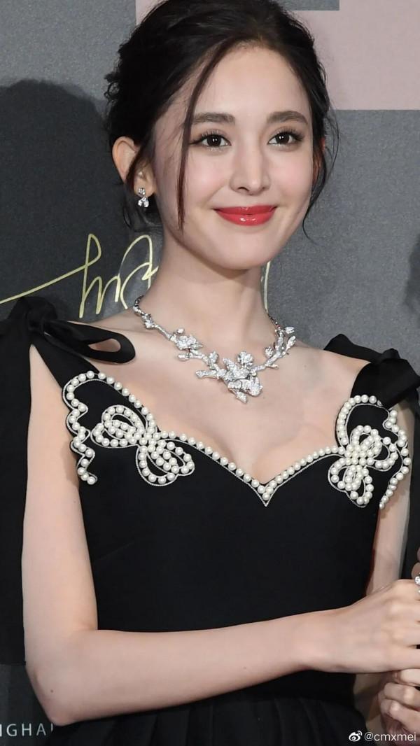 古力娜扎～美目盼兮 瑰姿豔逸