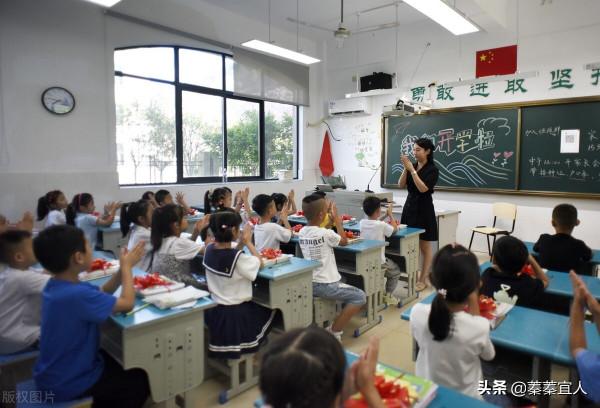 退休教授退掉孫女的早教班，引發婆媳大戰，幸虧老師說了句公道話