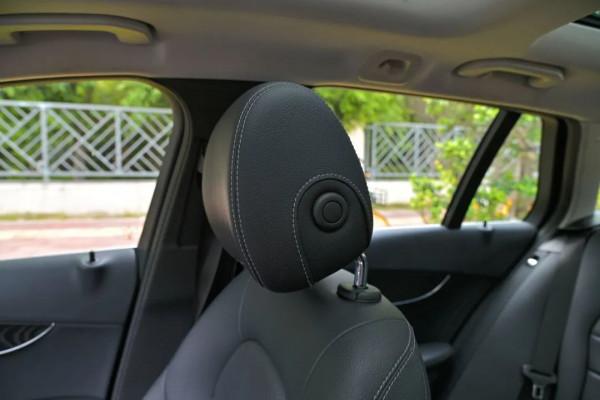 賓士 C200:4年車齡新C旅,優雅美麗5折售 賓士 C200:4年車齡新C旅,優雅美麗5折售