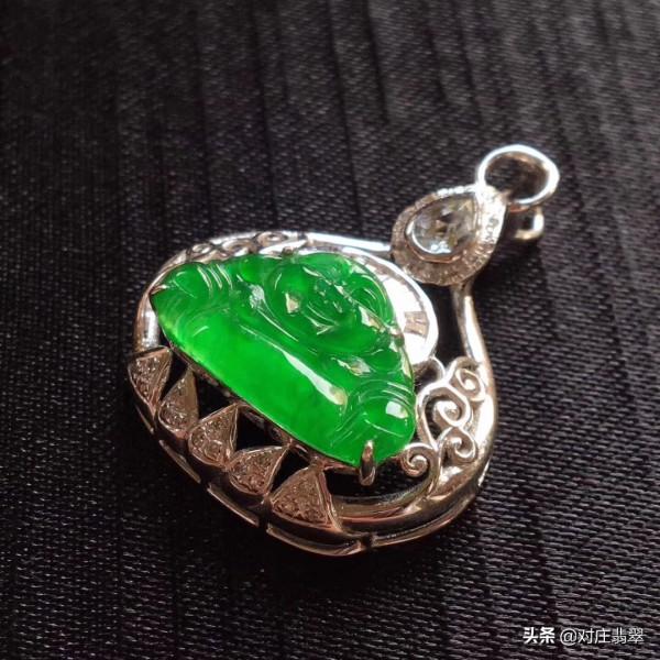 翡翠戴久了會變種？人養玉，玉養人的科學依據是什麼？