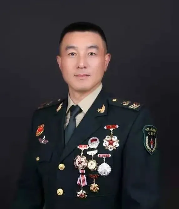 這個兵教員不一般！