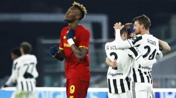 何塞·穆里尼奧說羅馬在七分鐘內輸給尤文圖斯三球后“心理崩潰”