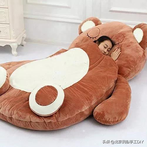 家裡再小，只需騰出一小塊空間，你就能多出一間房