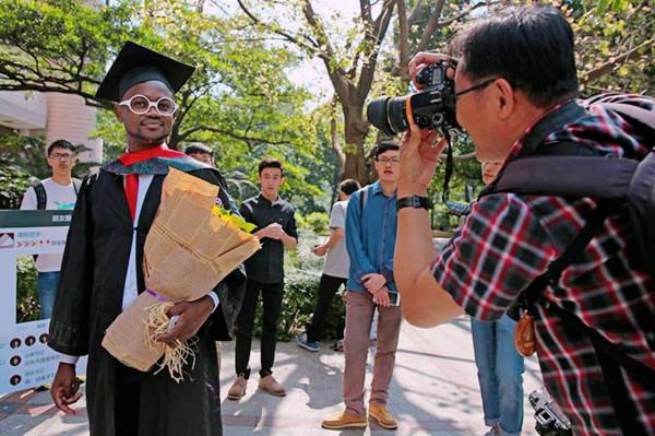 非洲“黑人”留學生,為什麼喜歡留在中國? 非洲“黑人”留學生,為什麼喜歡留在中國?