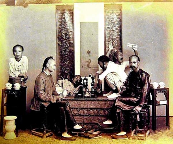 丈夫離奇身亡，案情一波三折，縣令破解奇案，壞人惡有惡報