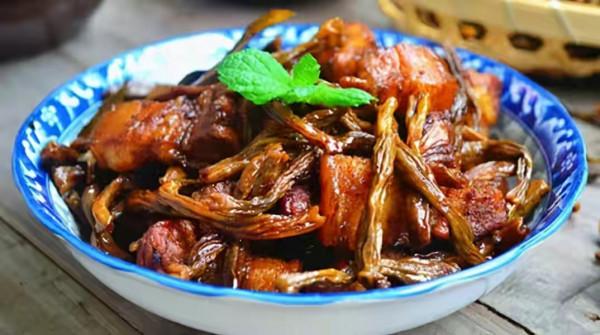 入冬後,我家就愛囤這4種食材,便宜好吃有營養,不怕冬天沒菜吃 入冬後,我家就愛囤這4種食材,便宜好吃有營養,不怕冬天沒菜吃