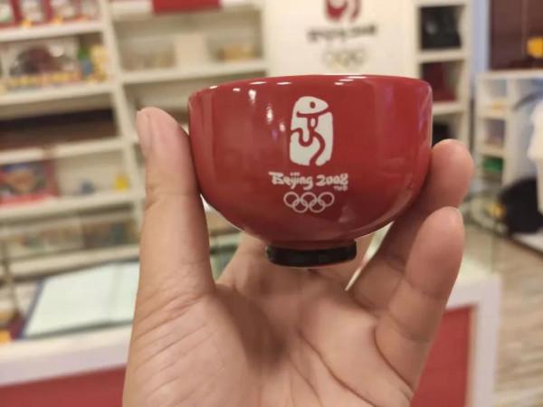 【藏品推薦】亮眼的中國紅,盛開的牡丹,這款經典款茶具,值得您收藏! 【藏品推薦】亮眼的中國紅,盛開的牡丹,這款經典款茶具,值得您收藏!