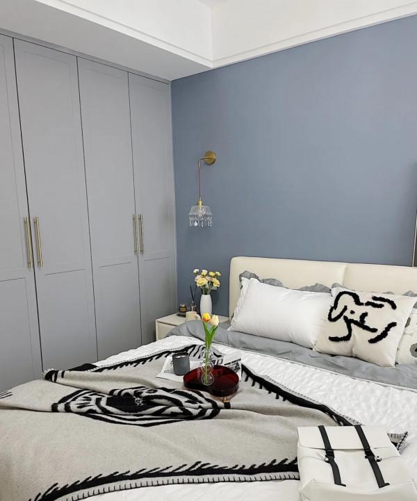 走進她家，才知什麼叫比樣板間還美，舒適又治癒，是理想中的家