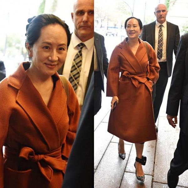 53歲周濤穿舊衣撞衫49歲孟晚舟，輸年齡贏穿搭，薑還是老的辣