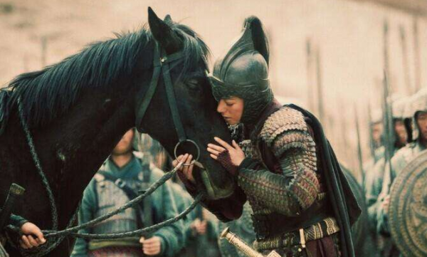 清朝有位女子模仿花木蘭從軍，結果沒多久就懷孕了，結局也很淒涼