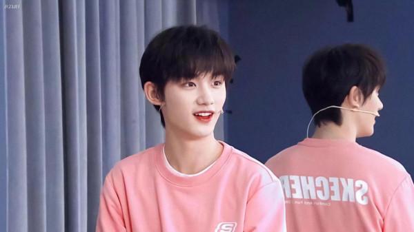 時代少年團頭像“TNT已經橫空出世了” 時代少年團頭像“TNT已經橫空出世了”