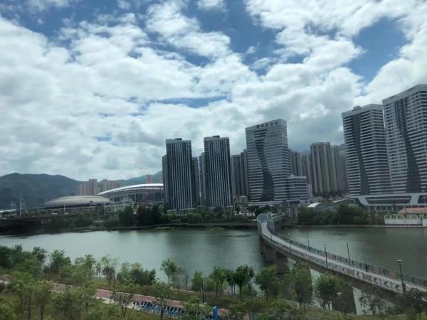 再也回不去大學時光了