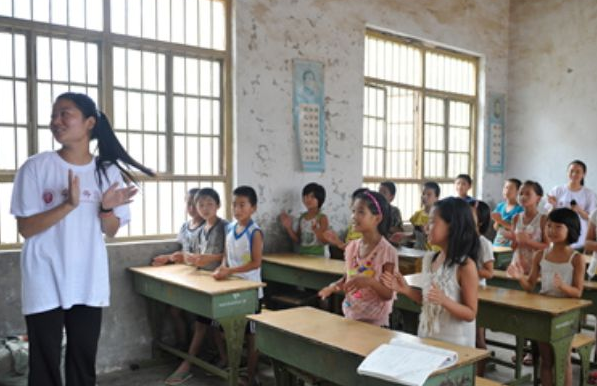 “大學生別再來支教了,孩子真的折騰不起”,山村教師含淚求放過 “大學生別再來支教了,孩子真的折騰不起”,山村教師含淚求放過