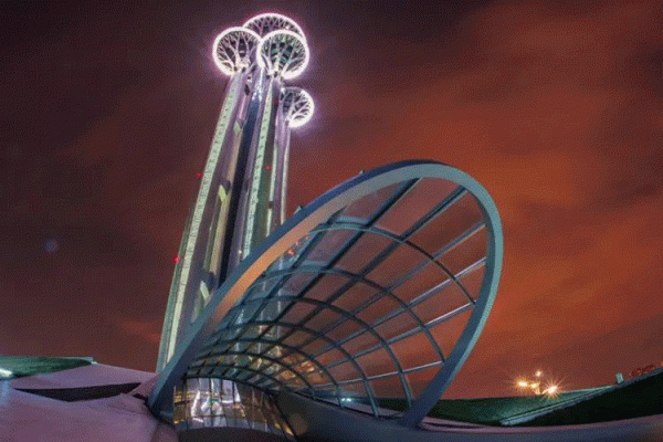 北京有一奇葩建築，造型奇特十分耀眼，被網友戲稱“釘子塔”