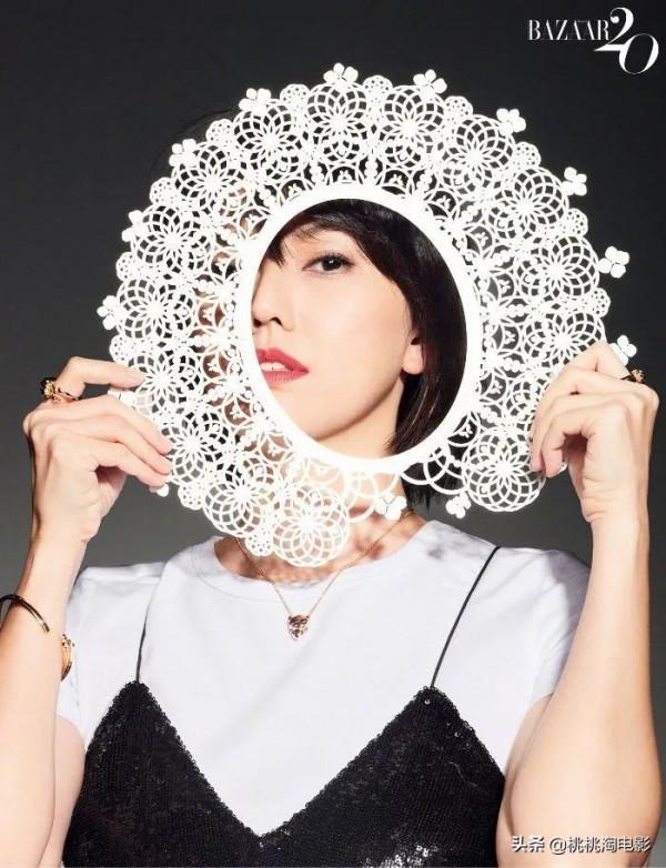 組圖：人見人愛孫燕姿，坐鎮新加坡版“芭莎”20週年封面大片