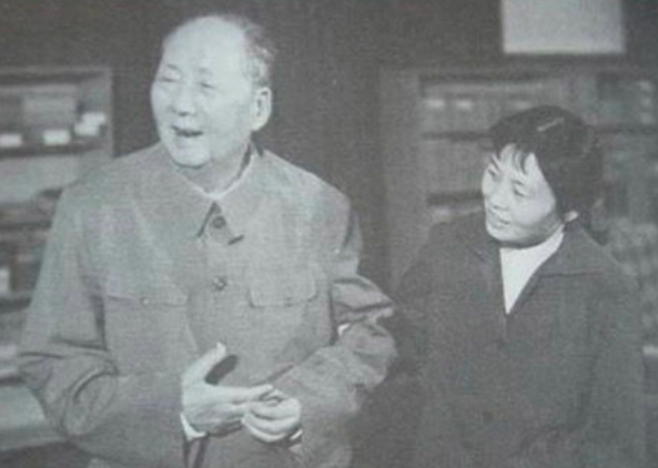 她是毛主席的舞伴,多年後成主席的護士,曾說:主席晚年並不幸福 她是毛主席的舞伴,多年後成主席的護士,曾說:主席晚年並不幸福