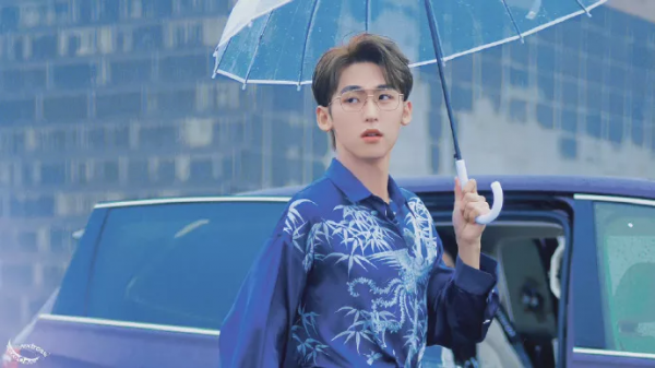 小八卦,李莎旻子,許魏洲,關曉彤,宋妍霏,唐九洲 小八卦,李莎旻子,許魏洲,關曉彤,宋妍霏,唐九洲