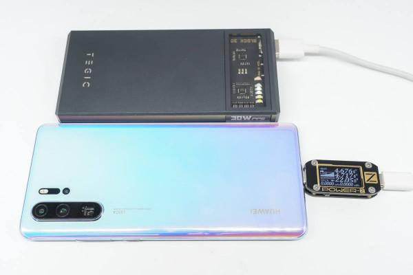 賽博朋克風滿滿,炫酷抓眼,TEGIC 30W冰格移動電源評測 賽博朋克風滿滿,炫酷抓眼,TEGIC 30W冰格移動電源評測