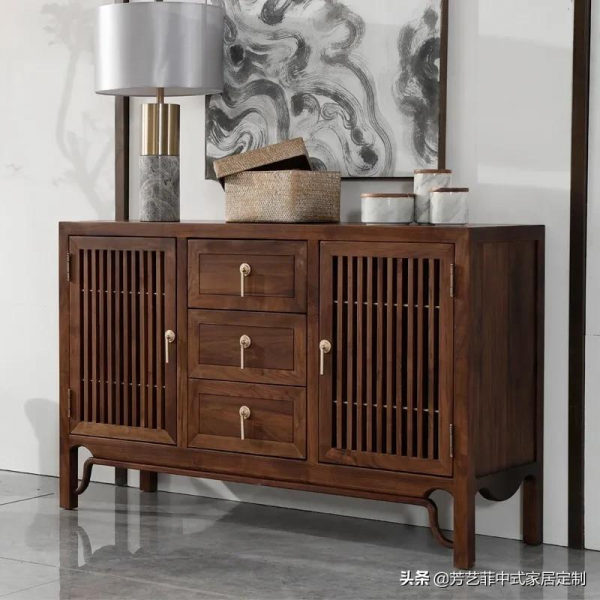 148㎡新中式，黑檀+黑胡桃傢俱，通透禪意，一進門就被治癒了