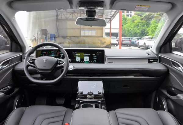 新一代路虎攬勝預售209&period;88萬元起；1月車市銷量釋出