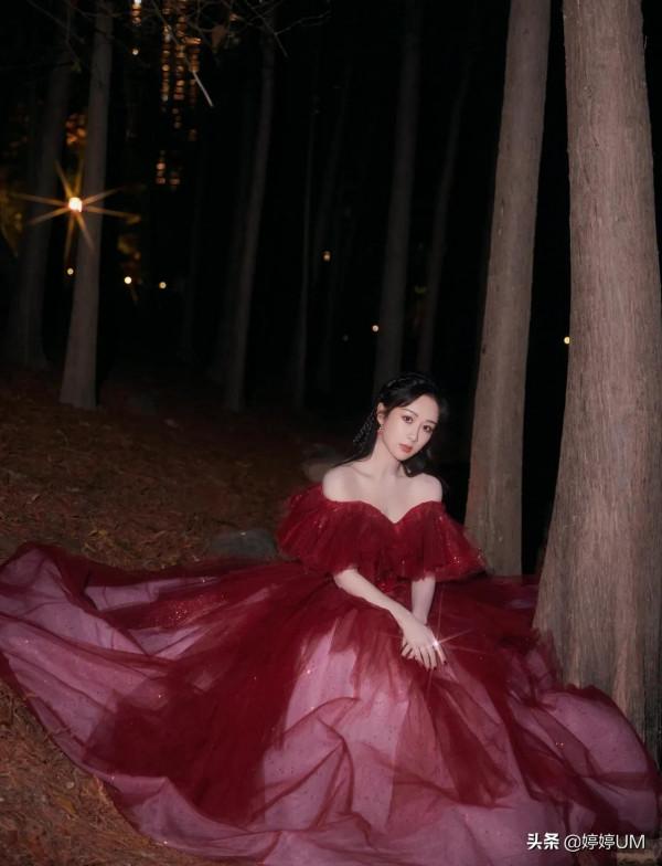 楊紫,膚白貌美、可愛甜美、笑容燦爛,好看的女人讓人心動不已 楊紫,膚白貌美、可愛甜美、笑容燦爛,好看的女人讓人心動不已