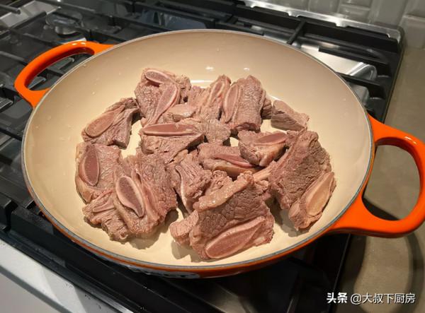 滋味十足!大叔教你韓式燉牛肉,鮮香味美,簡單易學,超級下飯 滋味十足!大叔教你韓式燉牛肉,鮮香味美,簡單易學,超級下飯