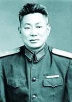 這兩位開國將軍軍銜相同，名字相同，還是同鄉，晚年在同一養老院