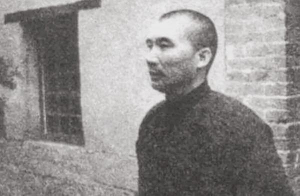 渡江戰役期間,率軍佔領總統府的英雄師長,建國後怎麼樣? 渡江戰役期間,率軍佔領總統府的英雄師長,建國後怎麼樣?